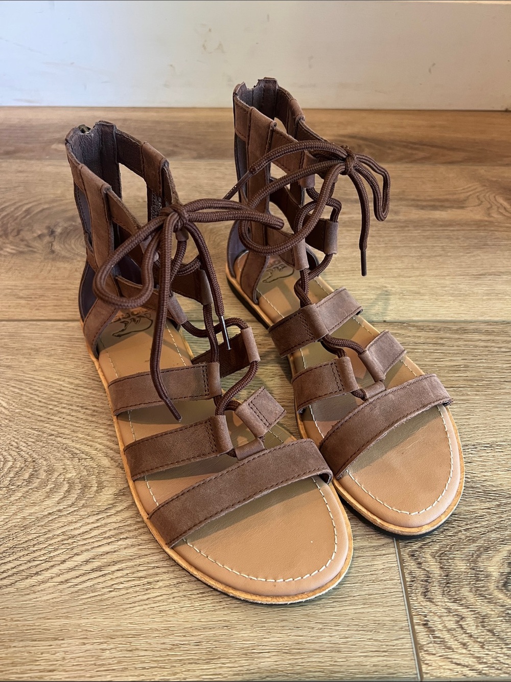 Sorel leather Women’s Brown Lace-Up Gladiator Sandals